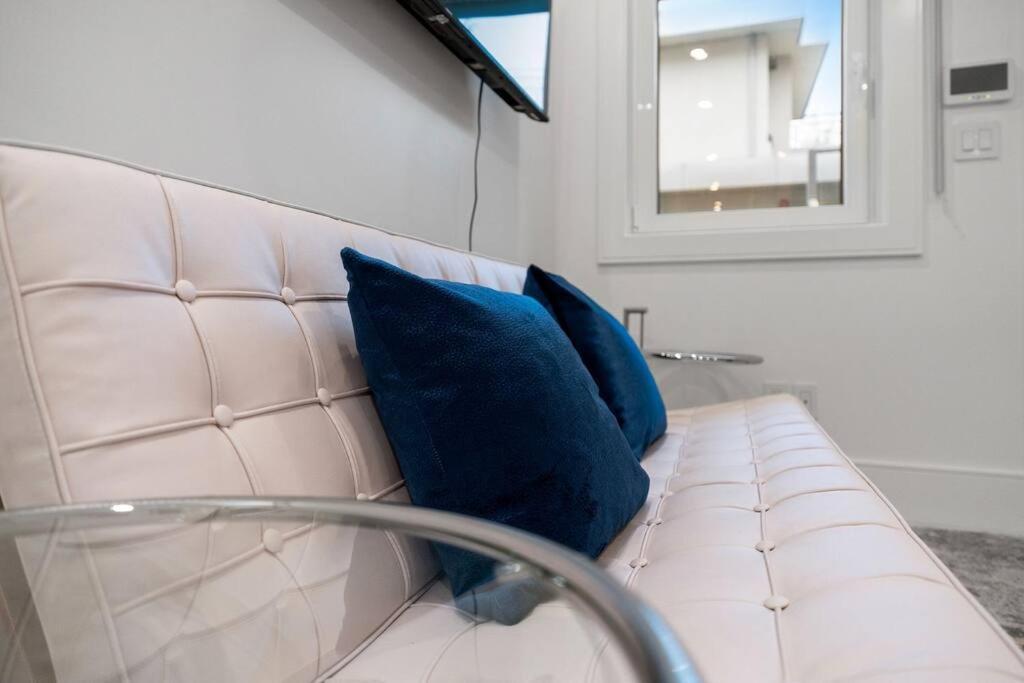 Brand New 2 Bedroom Point Grey Getaway Vancouver Ngoại thất bức ảnh